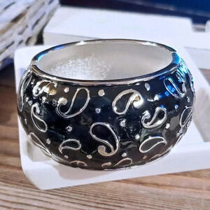 Retro Paisley Enameled Black Silver Chunky Wide Hinged Bangle Bracelet